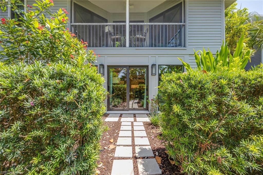 OLDE WESTLAKE VILLAS - Residential Lease