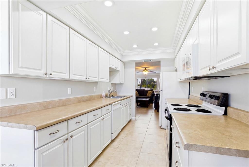 HEATHERTON MANOR CONDO - Residential