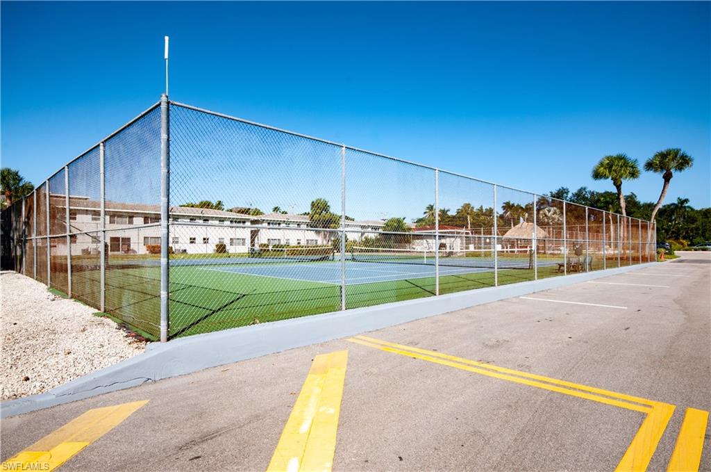 HIGH POINT COUNTRY CLUB - Residential