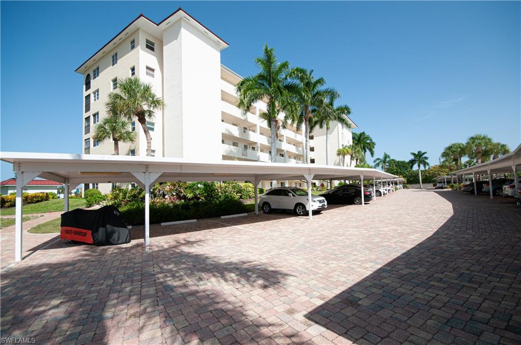 HIGH POINT COUNTRY CLUB - Residential