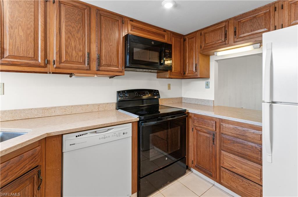 HIGH POINT COUNTRY CLUB - Residential