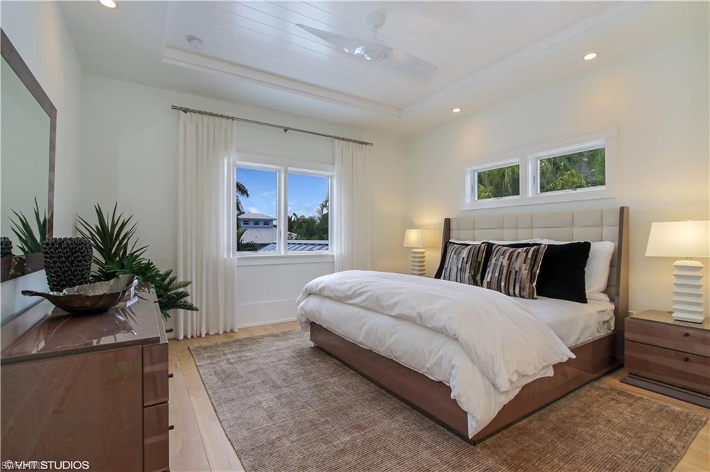 OLDE NAPLES - Residential