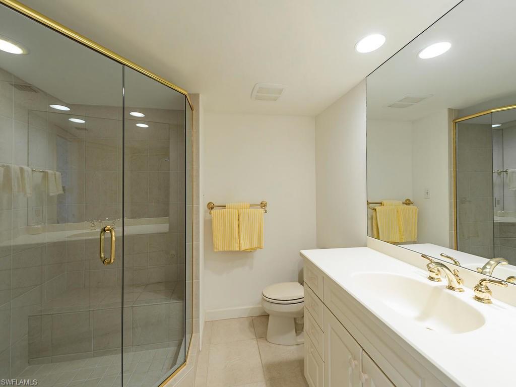 MERIDIAN CLUB - Residential