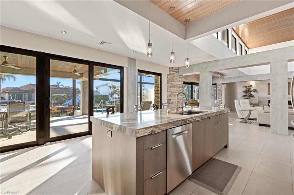 MARCO ISLAND - Residential