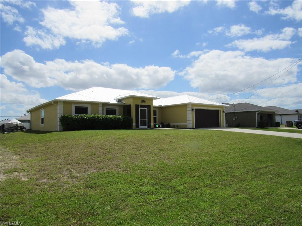 CAPE CORAL - Residential