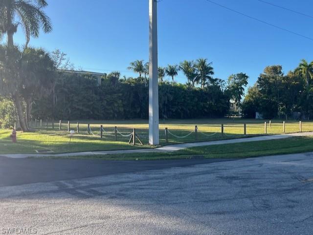 OLDE NAPLES - Land