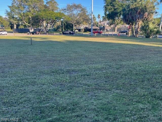 OLDE NAPLES - Land