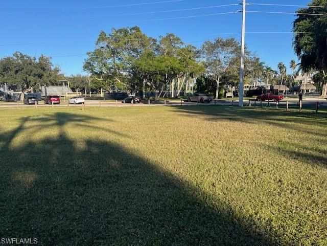 OLDE NAPLES - Land