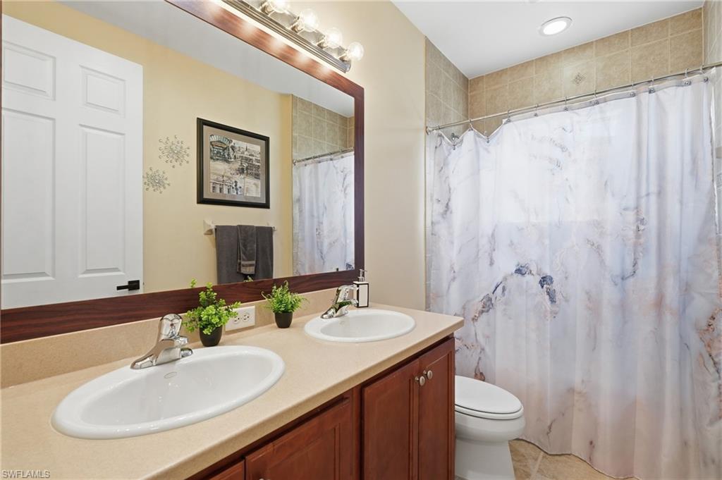 BOTANICA LAKES - Residential