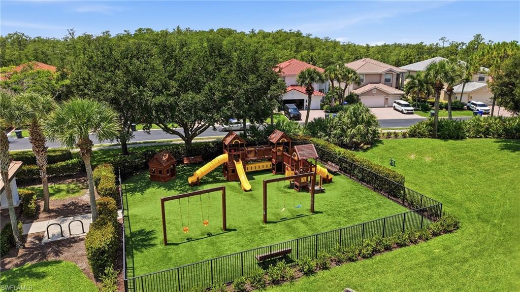 BOTANICA LAKES - Residential