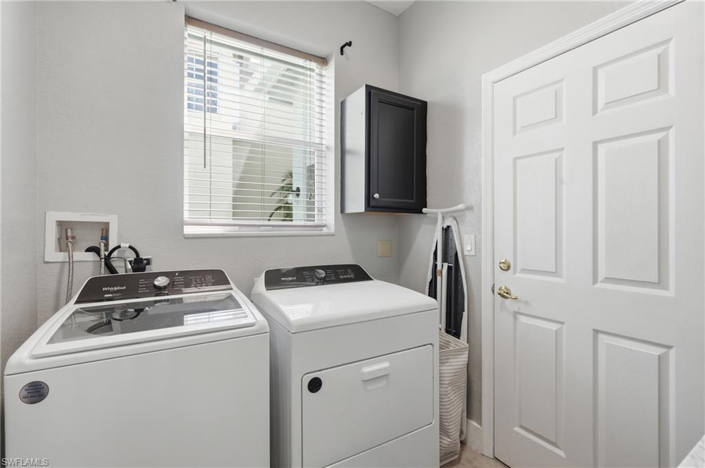 BOTANICA LAKES - Residential
