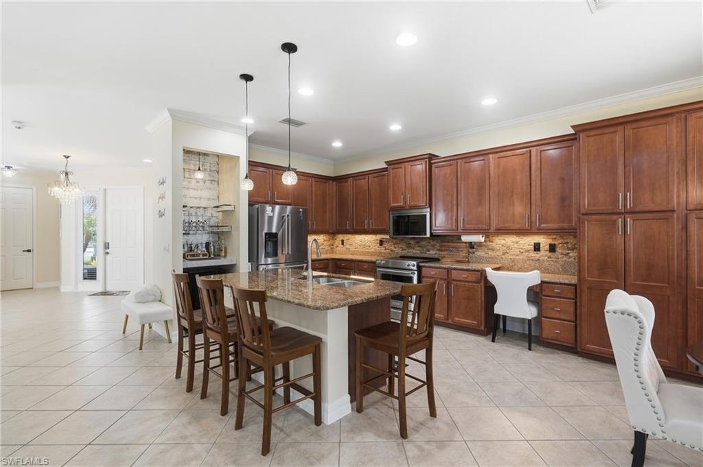 BOTANICA LAKES - Residential