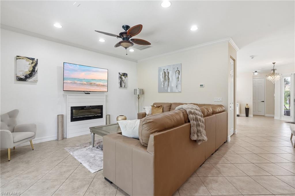 BOTANICA LAKES - Residential