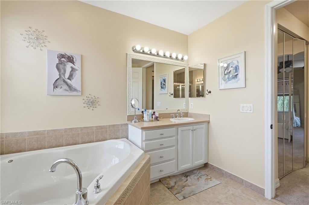 BOTANICA LAKES - Residential