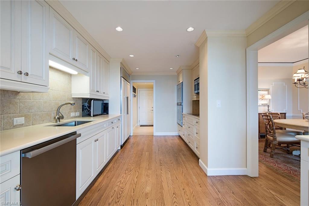 LAURENTIANS - Residential