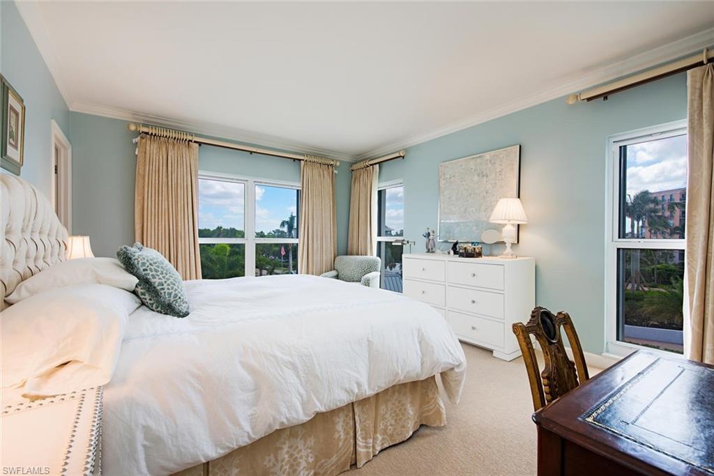 LAURENTIANS - Residential