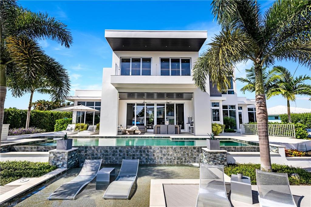 ROYAL HARBOR - Residential