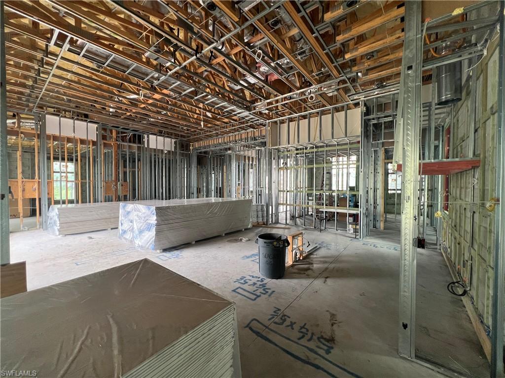 SILVER OAK NAPLES - Residential