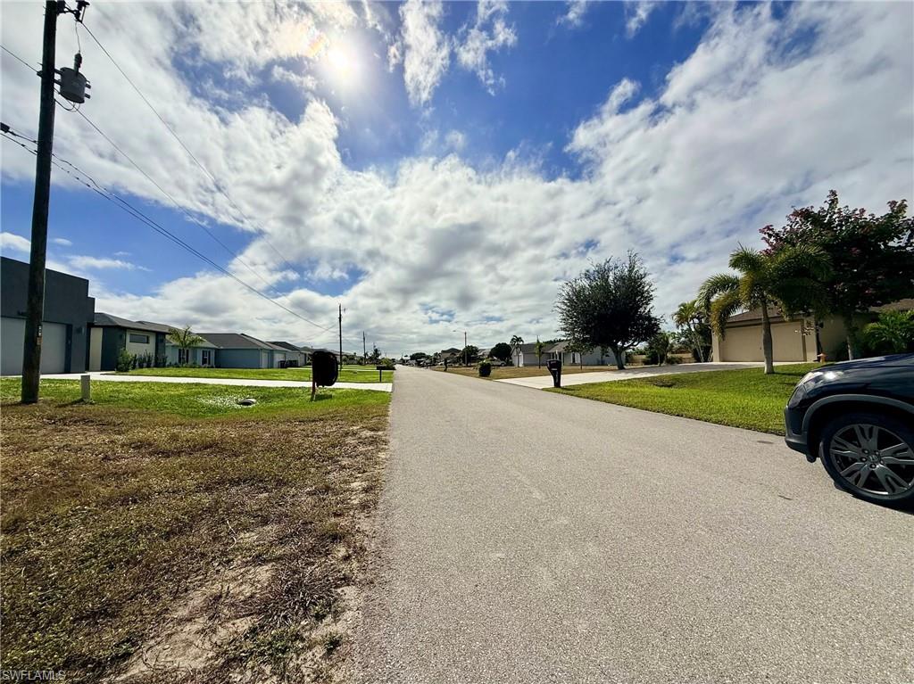 CAPE CORAL - Land