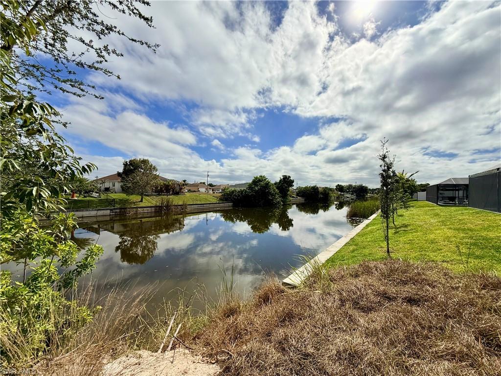 CAPE CORAL - Land