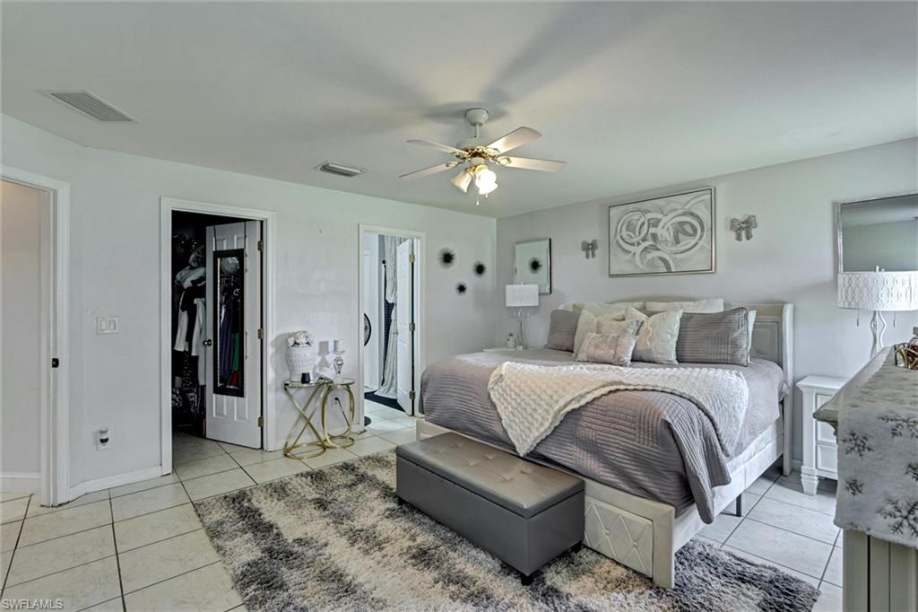 TOWN LAKES - Residential