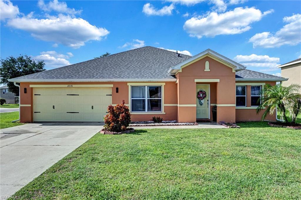TOWN LAKES - Residential