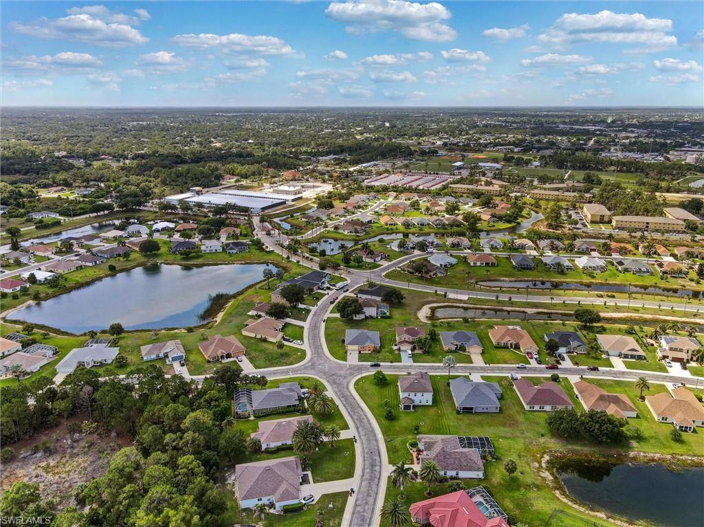 TOWN LAKES - Residential