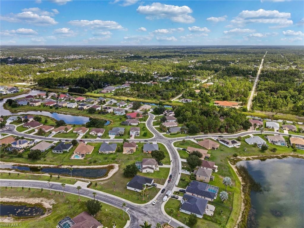 TOWN LAKES - Residential