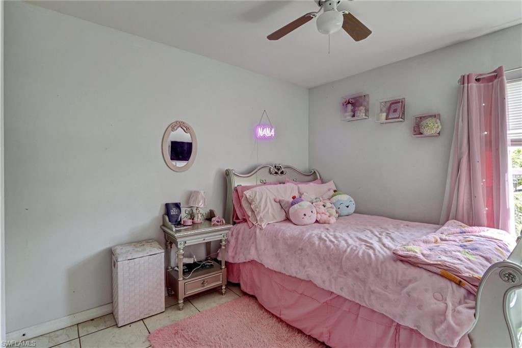 TOWN LAKES - Residential