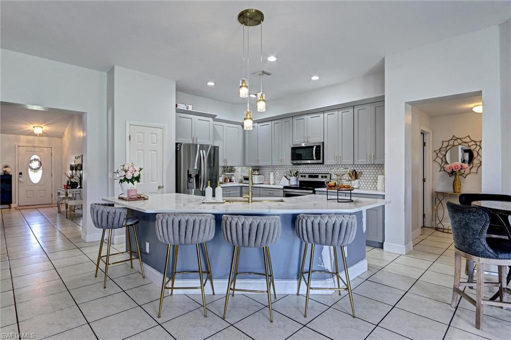 TOWN LAKES - Residential
