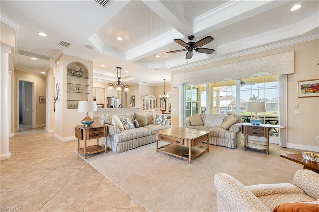 FOUR MILE COVE - Residential