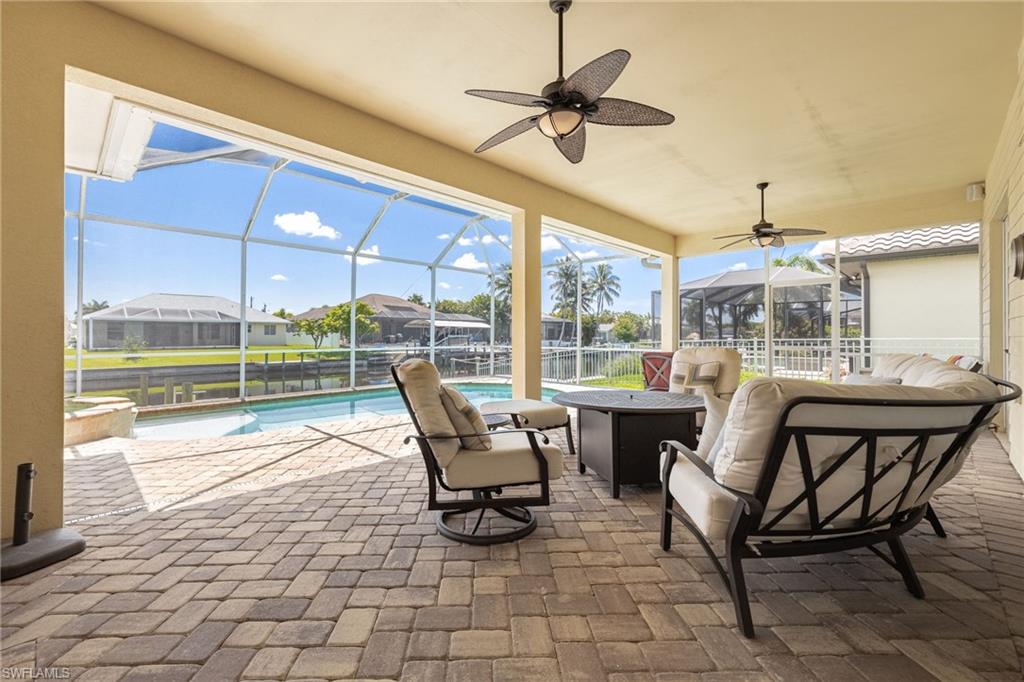 FOUR MILE COVE - Residential