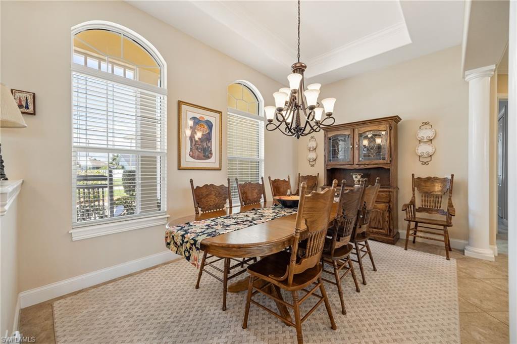 FOUR MILE COVE - Residential
