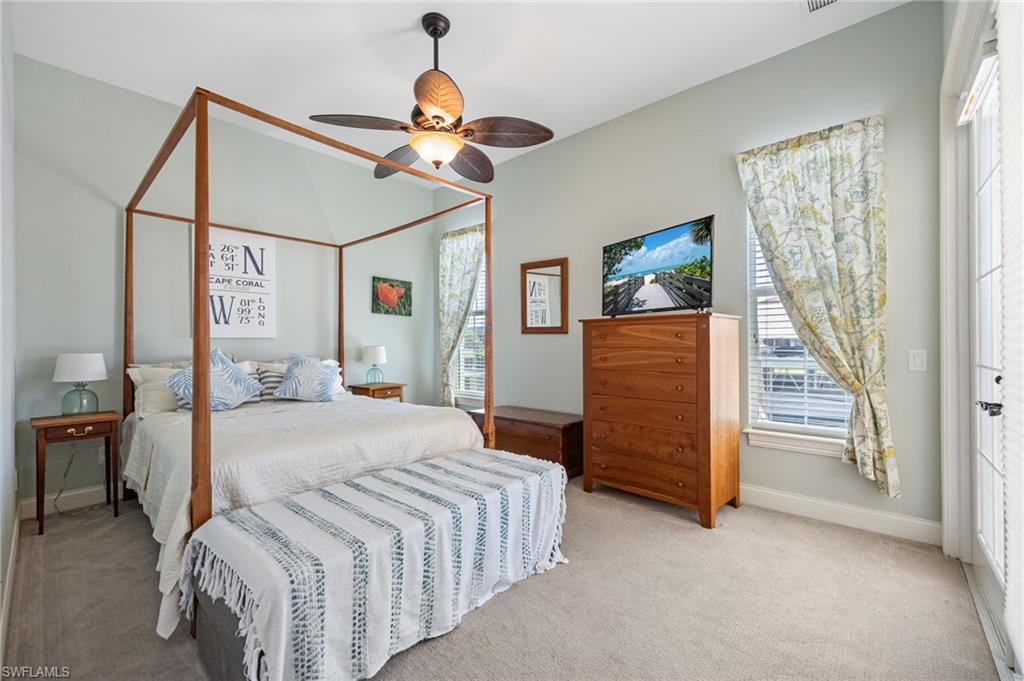 FOUR MILE COVE - Residential