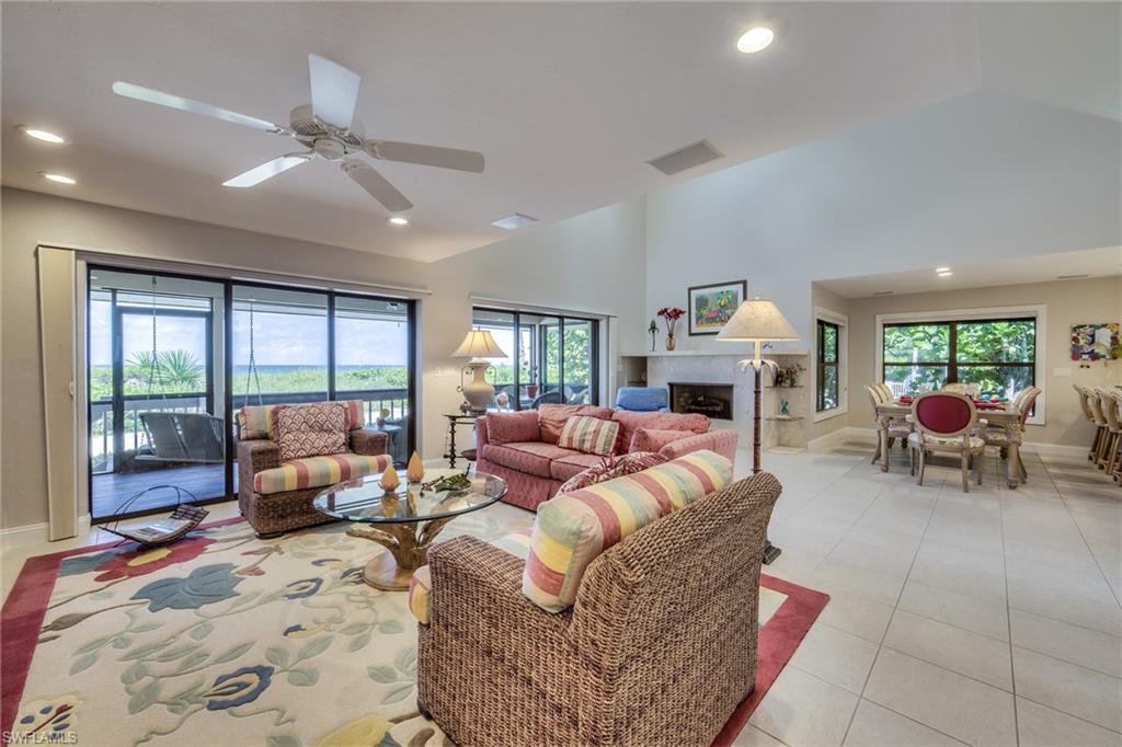 BEACH HOMES - Residential