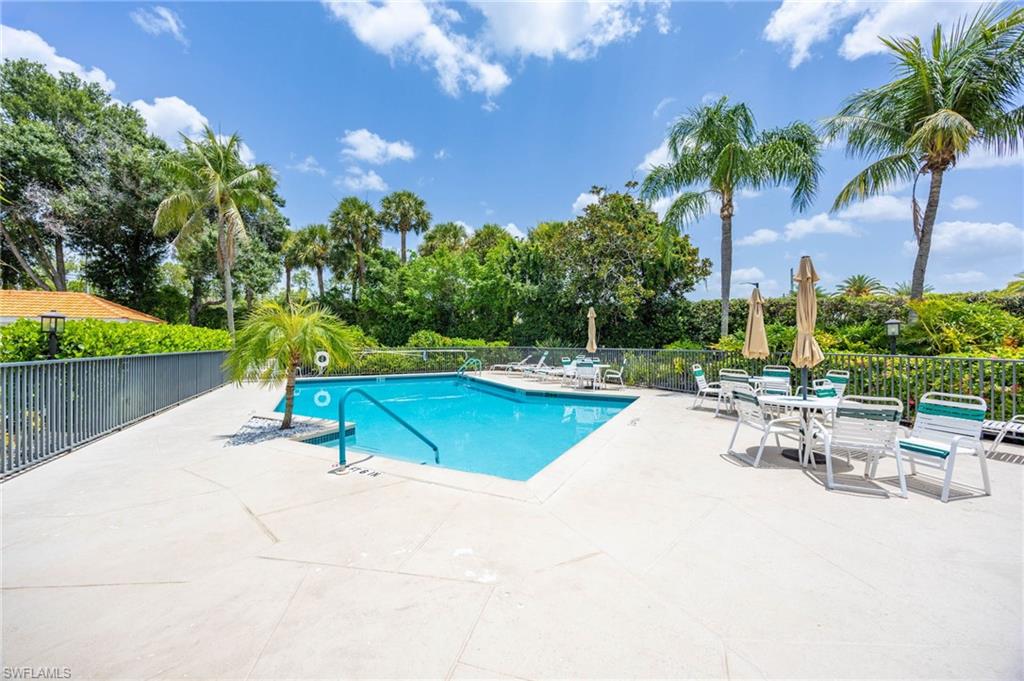 PIPERS GROVE - Residential