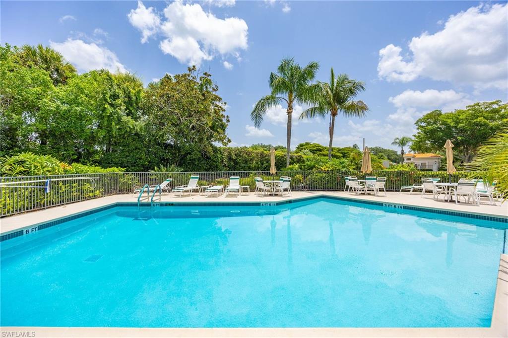 PIPERS GROVE - Residential