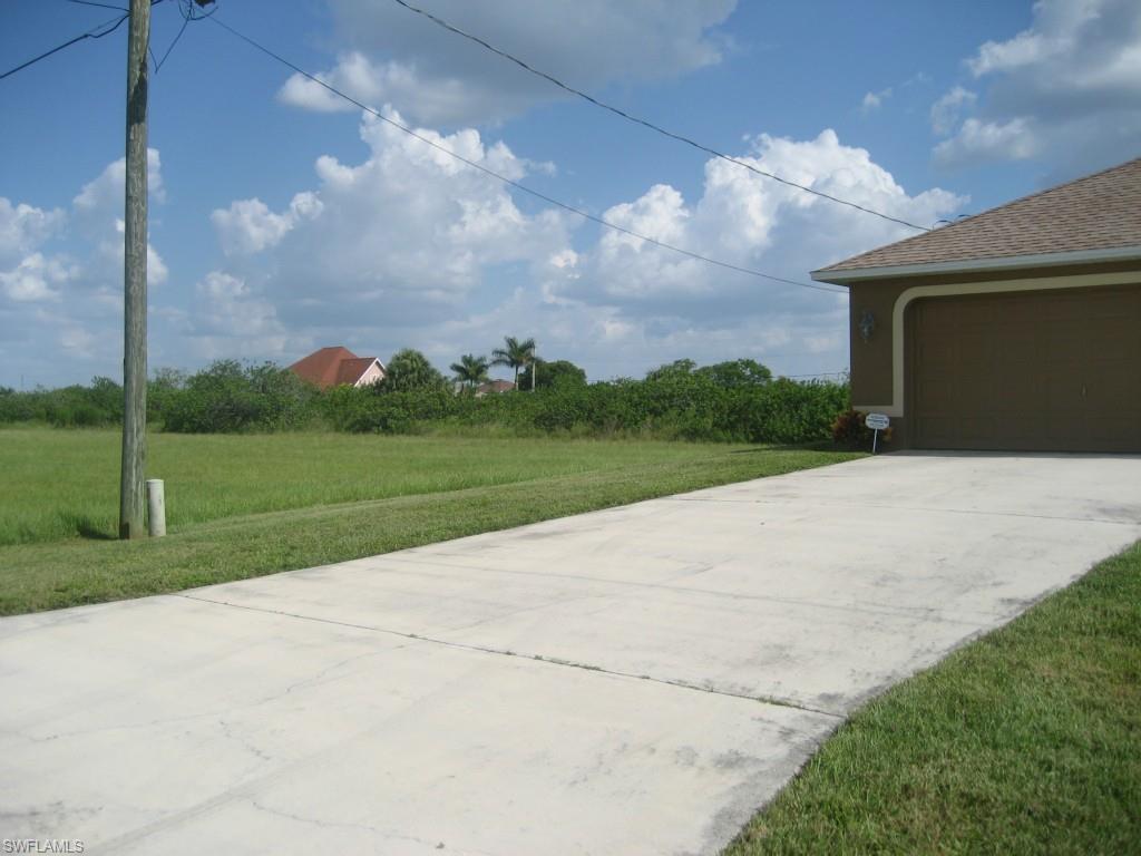 CAPE CORAL - Residential