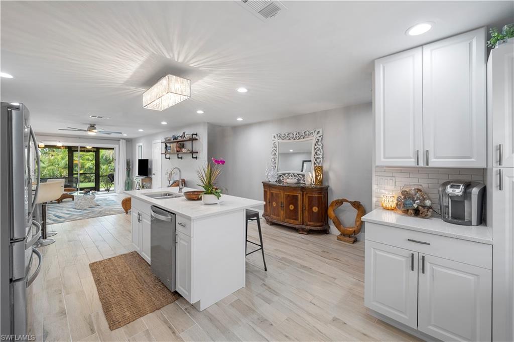 CAPE PARKWAY - Residential