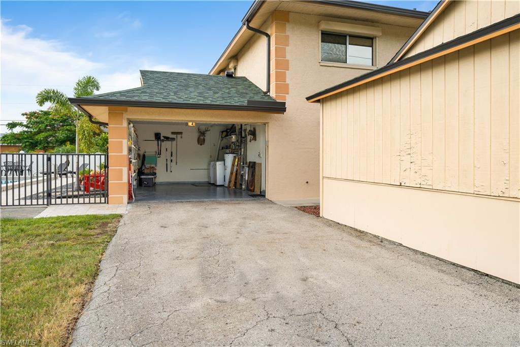 CAPE PARKWAY - Residential