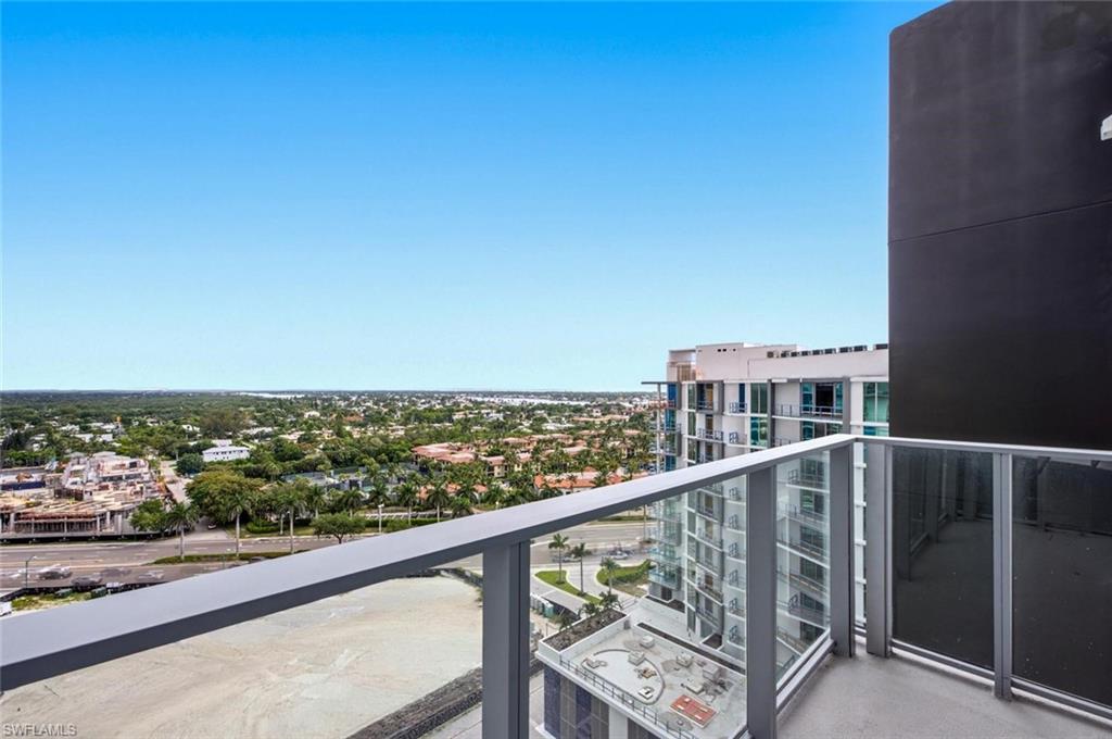 ASCENT AT METROPOLITAN NAPLES - Residential Lease