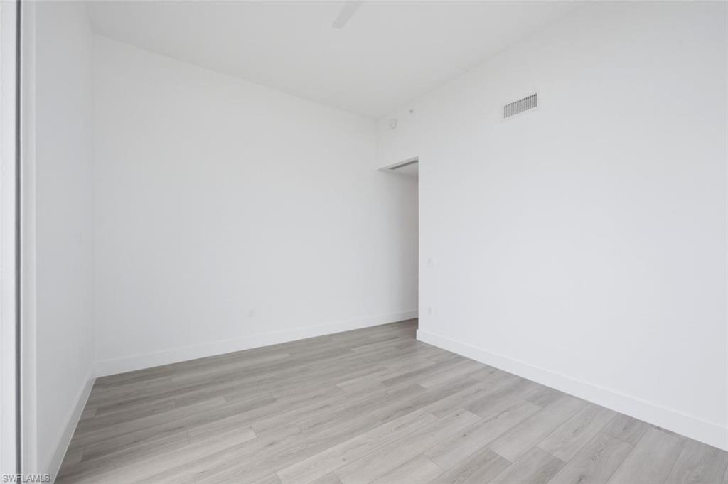 ASCENT AT METROPOLITAN NAPLES - Residential Lease