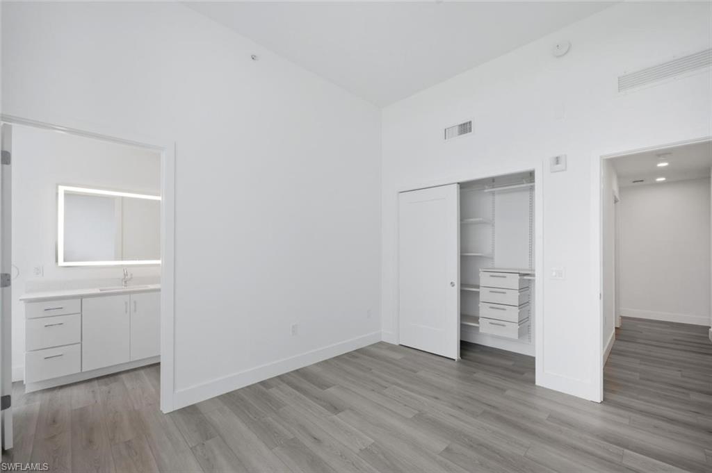 ASCENT AT METROPOLITAN NAPLES - Residential Lease