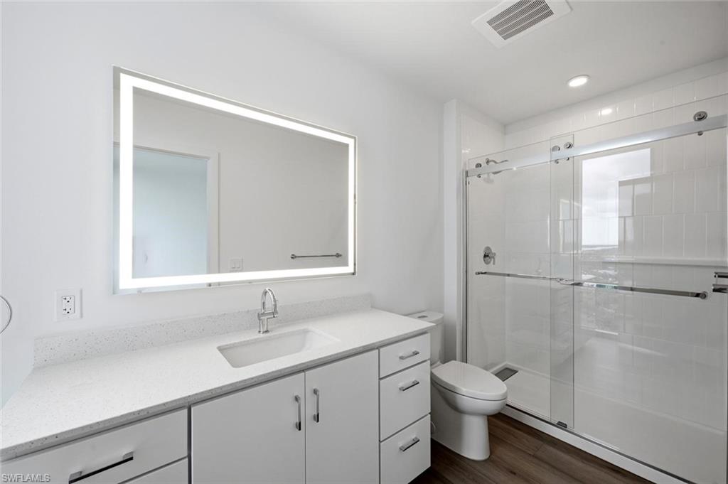 ASCENT AT METROPOLITAN NAPLES - Residential Lease