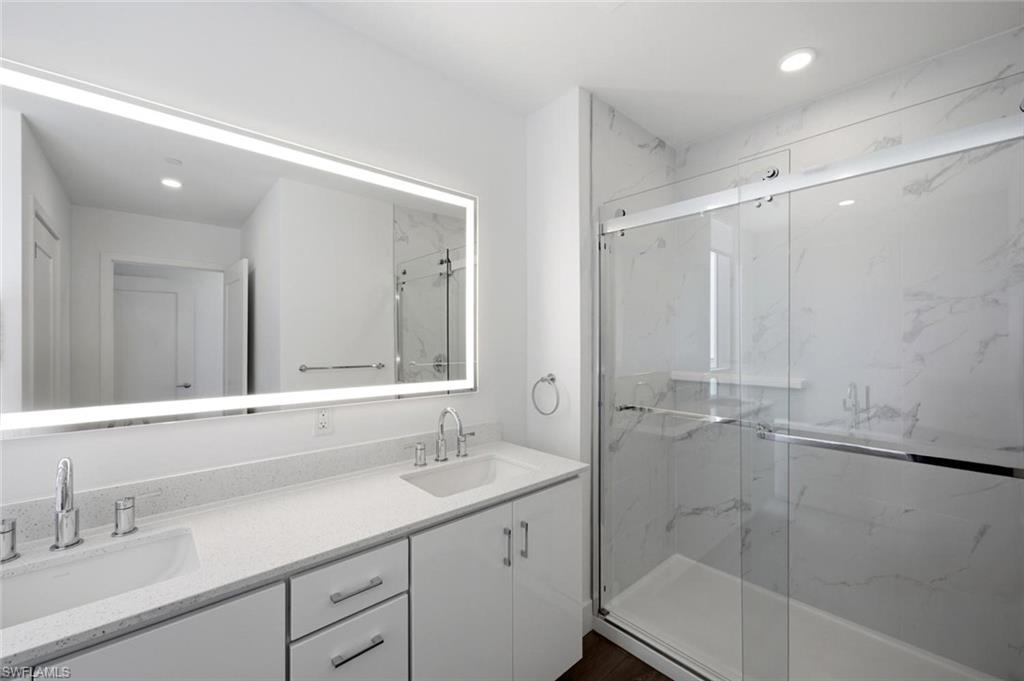 ASCENT AT METROPOLITAN NAPLES - Residential Lease