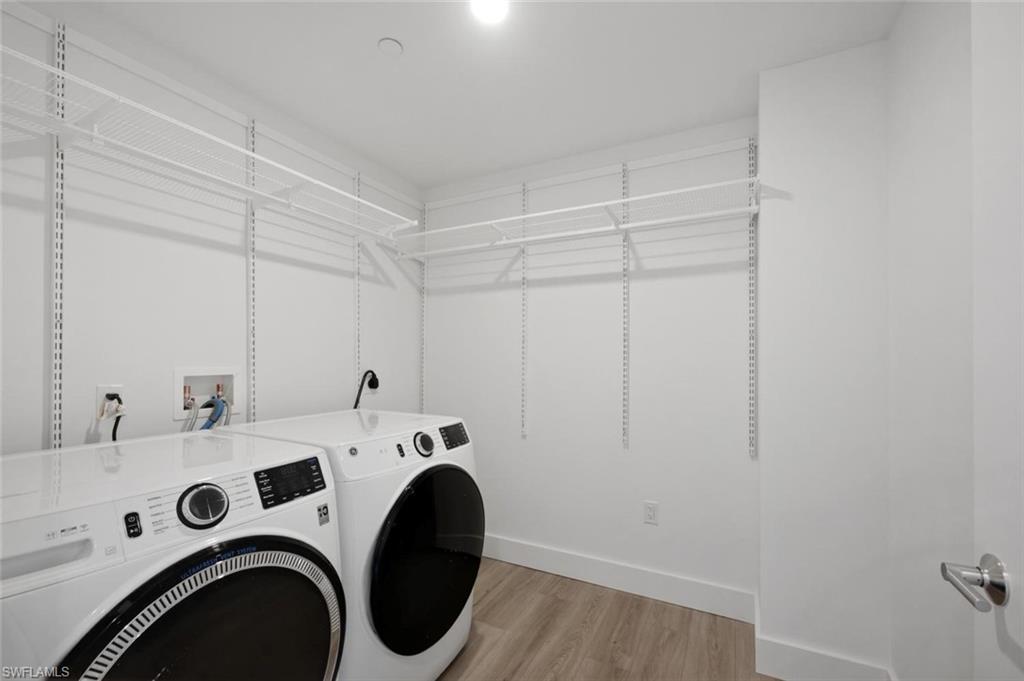 ASCENT AT METROPOLITAN NAPLES - Residential Lease