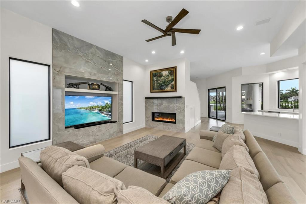 QUAIL CREEK - Residential