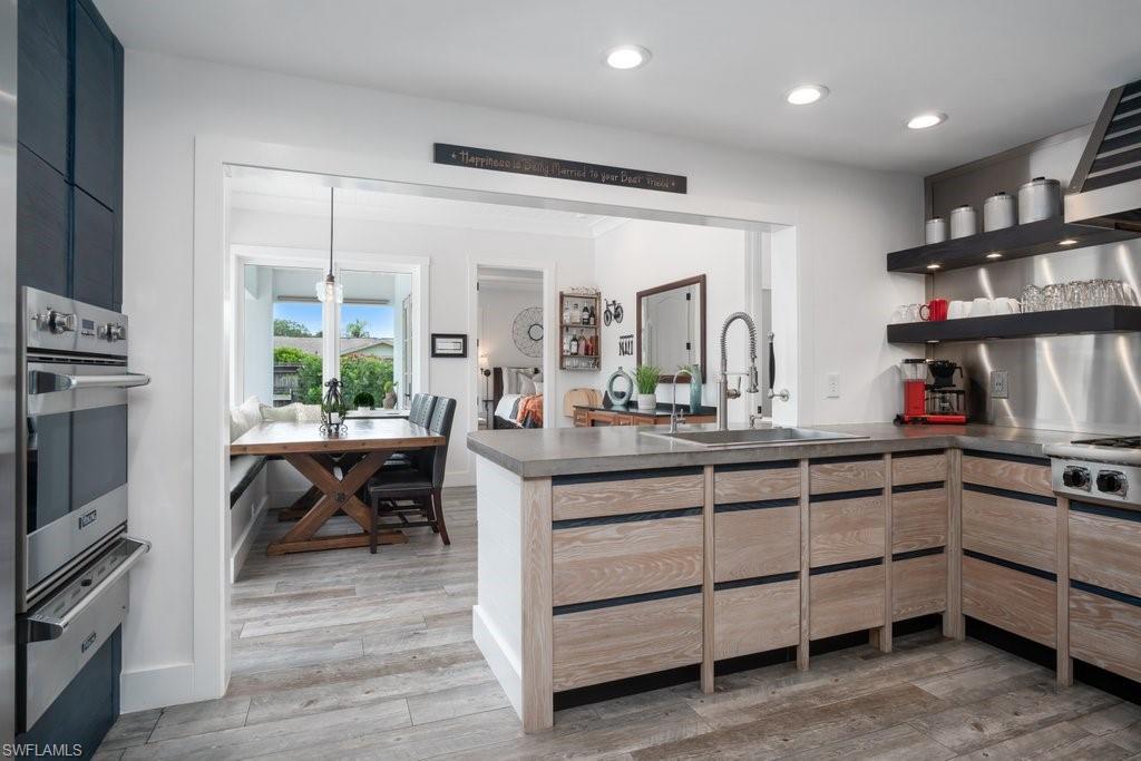 PALM RIVER ESTATES - Residential