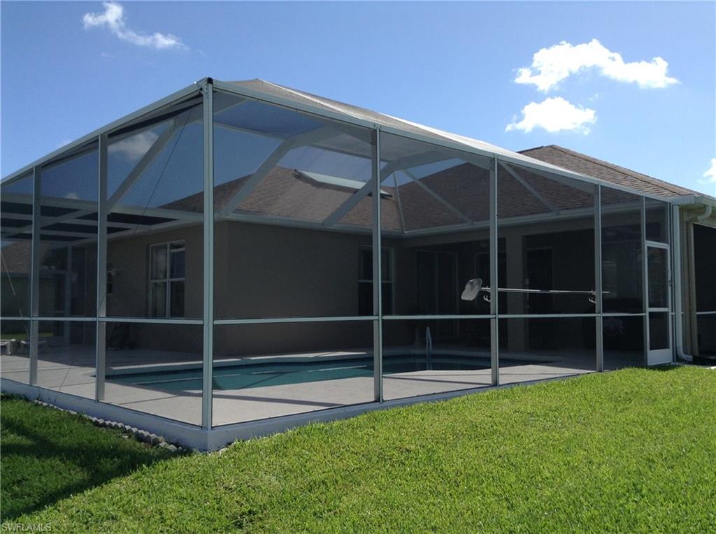 VARSITY LAKES - Residential