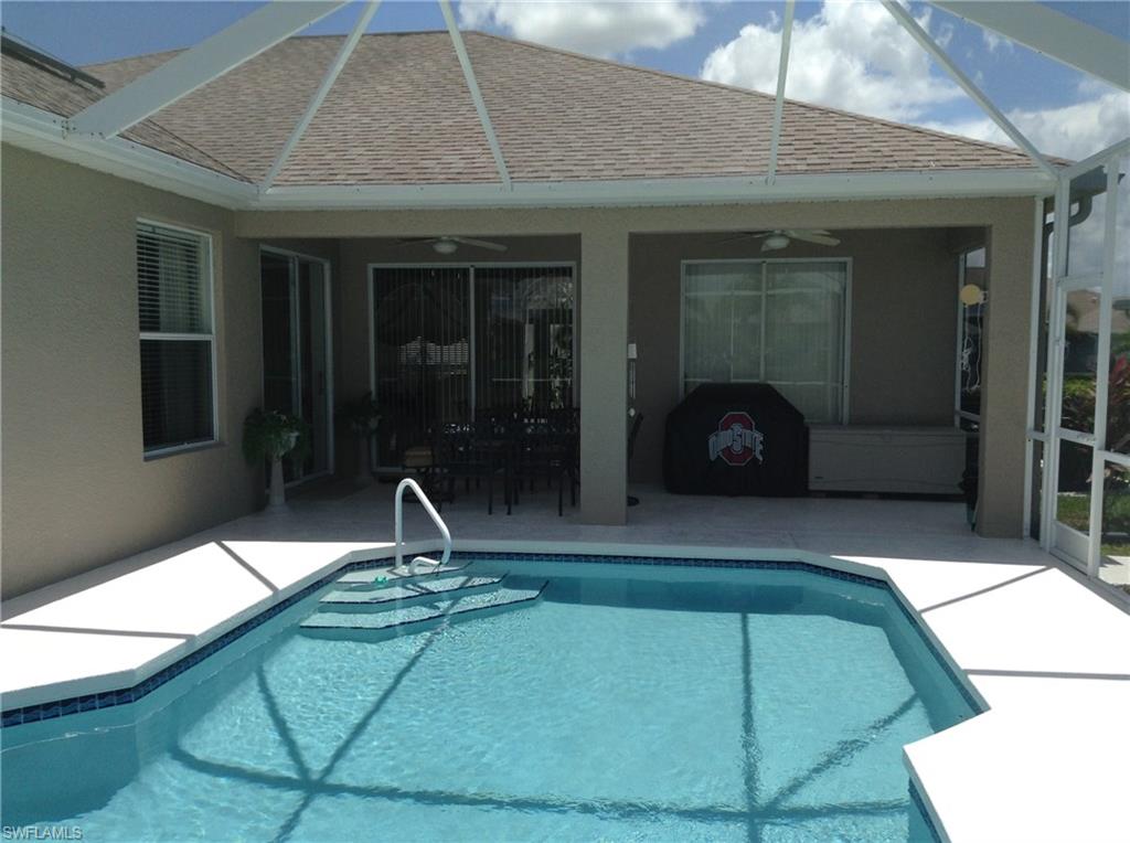 VARSITY LAKES - Residential